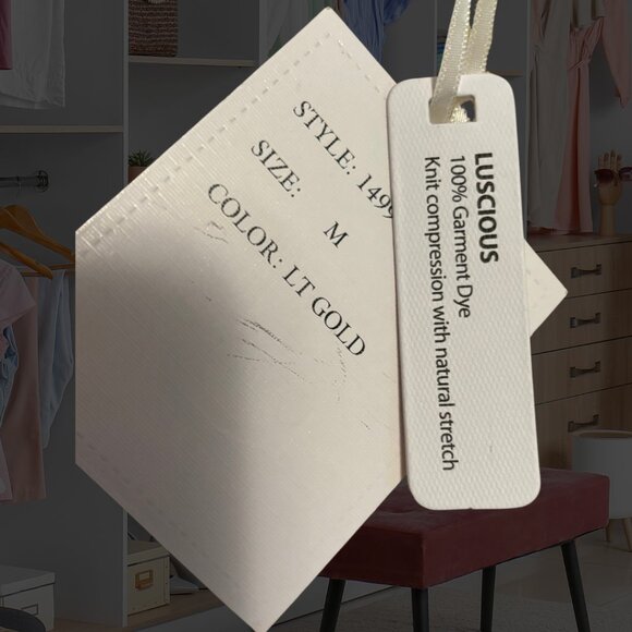 Cream sequin sleeve sweater - Picture 5 of 7